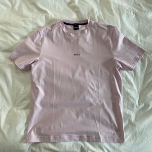 HUGO BOSS T-Shirt. Pink. Size M. Good condition. Measurements in pics.